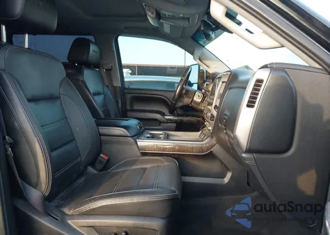 2016 GMC Sierra 2500Hd Denali z USA, uszkodzony, nr VIN 1GT12UE80GF208374